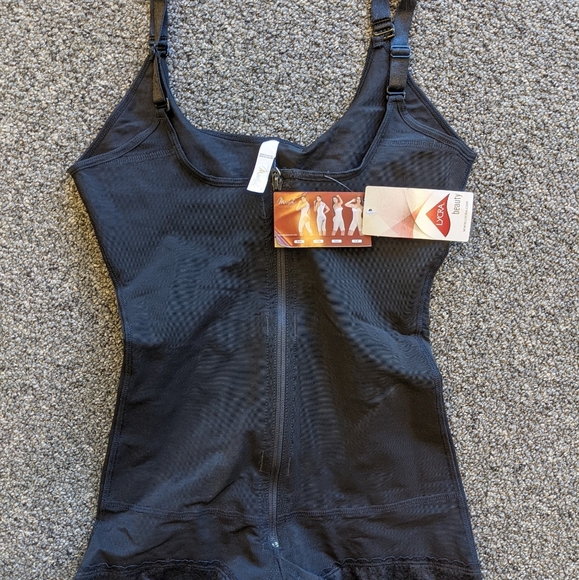 MariaE Fajas 9832 Compression Shapewear - Picture 2 of 5